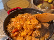 Капустняк со свиными ребрами