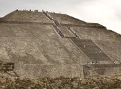 Найден археологический экспонат в пирамиде Солнца