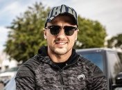 Арум задумал свести всех чемпионов в весе Гвоздика