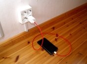 Як прискорити зарядку телефону: простий спосіб, про який багато хто не здогадується