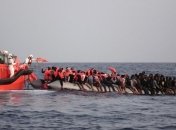 В Средиземном море за сутки спасли 1300 мигрантов