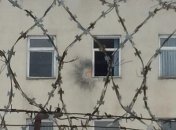 В Ровно неизвестный выпустил снаряд в военкомат