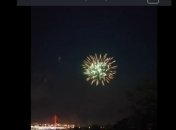 У Росії вигукували "Слава Україні!" під час салюту 9 Травня: їх мало не здали в поліцію