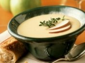 Незвичайний холодний суп із яблук