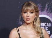 "Любовь, удивление и прихоть": Тейлор Свифт неожиданно записала новый альбом