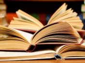 Комплект учебников для одного класса стоит около 1 тысячи гривен