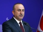 Чавушоглу предложил Греции начать с "чистого листа"