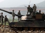 США приостановили учения с Южной Кореей