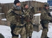 Турчинов побывал на передовой, в районе Светлодарской дуги