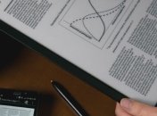 13-дюймовый букридер появится на прилавках в мае этого года