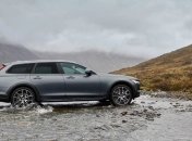 Модернизированный Volvo V90 Cross Country готовится к дебюту
