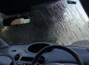 От чего могут потеть окна в авто: водителям назвали причину, о которой далеко не все знают