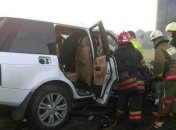 В Киеве пьяный водитель автомобиля въехал в столб