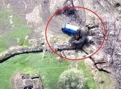 На Донбассе военные выследили и уничтожили грузовик боевиков (Видео)