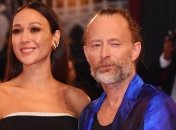 Лидер Radiohead Том Йорк женился на итальянской актрисе: свадебные фото