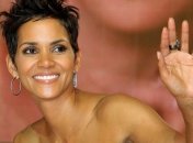 Знаменитые женщины, которые и в 50 могут похвастаться шикарными фигурами (Фото)