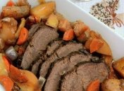 Рецепт дня: говядина в духовке, с овощами