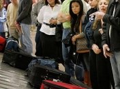 Две авиакомпании подняли стоимость провоза багажа