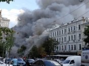 Масштабный пожар на Крещатике в Киеве: все подробности