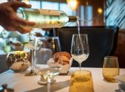 Вино краще пити охолодженим