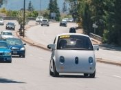 Google научит беспилотные автомобили нарушать правила 