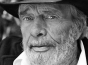 Ушел  из жизни известный кантри-исполнитель