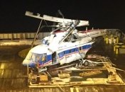 У берегов Шпицбергена подняли со дна моря российский вертолет Ми-8
