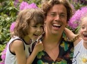 Максим Галкін показав, як діти зустрічають його з роботи