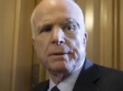 Маккейн отреагировал на инцидент с эсминцем ВМС США