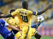 Папа Гуйе пытается полюбовно решить вопросы с "Металлистом"