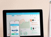 Первая в мире "умная" зубная щетка