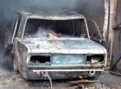 В Николаеве сгорел гараж вместе с автомобилем