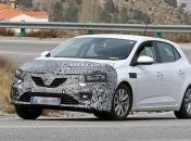 Renault Megane готовится к фейслифтингу
