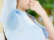 Как избавиться от запаха пота с одежды - лайфхак