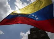 Болтон: Банкиры, не помогайте Мадуро и его сообщникам 