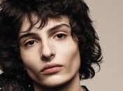 Фінн Вулфорд в образі рок-зірки 80-х в фотосесії для Mastermind Magazine