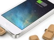 Миниатюрные картонные внешние аккумуляторы для смартфонов