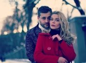 Алина Гросу накануне Дня влюбленных показала чувственное видео с российским актером