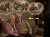 Пожилые люди вспоминают молодость