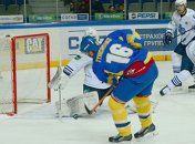 Хоккей. Сборная Украины победила в своем первом матче