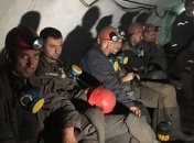 Под землей сотни шахтеров: в Кривом Роге горняки объявили подземный протест