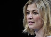 Розамунд Пайк получила роль в триллере "Исчезнувшая"