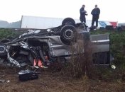 Жуткое ДТП микроавтобуса и грузовика в Словакии: выжила одна женщина