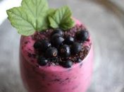 Смузи ананасово-смородиновый