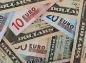 Курс валют от НБУ: евро подешевел, а доллар подорожал 