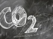 Выбросы углекислого газа понижают производительность труда