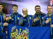 Радомир Стельмах (2-й слева) с золотой медалью Евро-2024