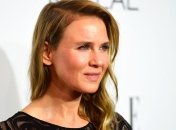 Рене Зеллвегер пошла по стопам Майкла Джексона и Бьорк