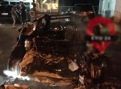В Киеве ночью сгорела Tesla: СМИ сообщают, что она принадлежала Богдану 