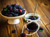 «Летучая мышь» и еще 4 интересных варенья из шелковицы